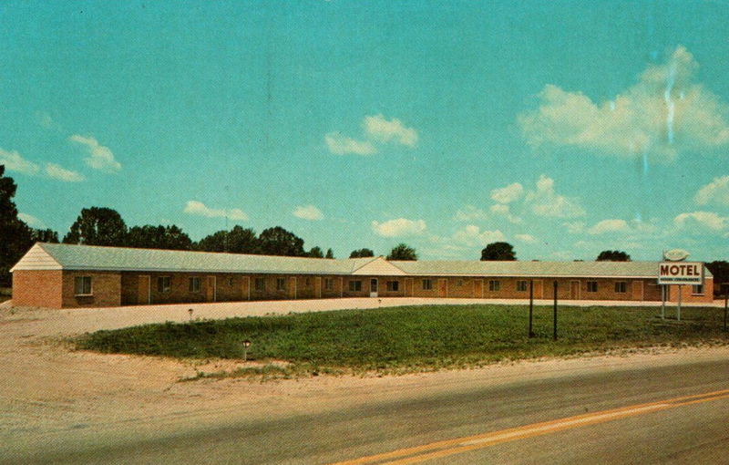 Blue Lake Motel - Vintage Postcard